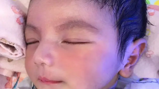 Lucunya Arsya, Dedek Bayi Gemes dan Ganteng yang Hits di Hari Ibu