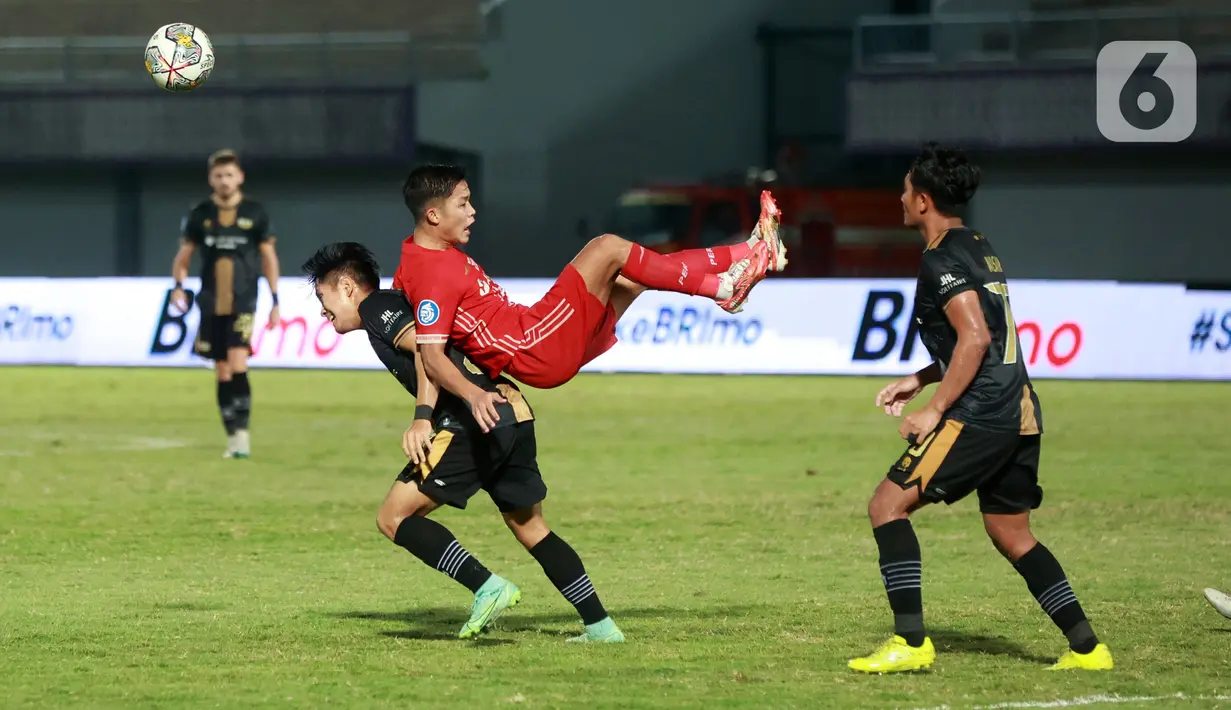 Persija Jakarta berhasil mengalahkan Dewa United dengan skor 1-0. (Bola.com/M Iqbal Ichsan)