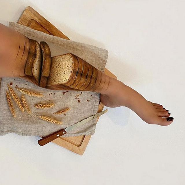 Ilusi optik di kaki dari makeup