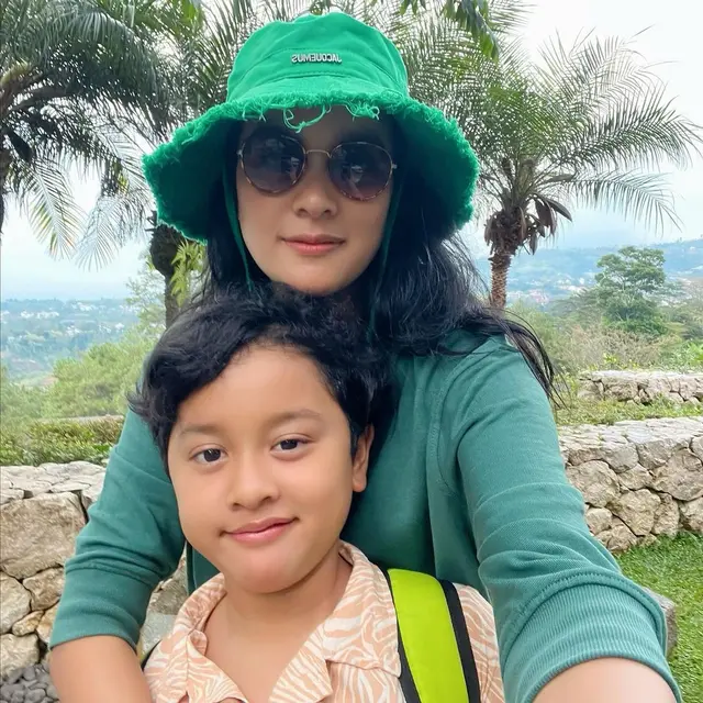 Sempat Idap Tumor Otak, Ini 6 Potret Ayrton Magali Anak Marcella Zalianty