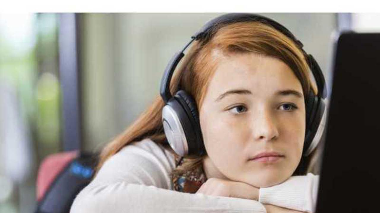 Wajib Tonton! Bahaya Media Sosial Mengintai Anak di Bawah Umur