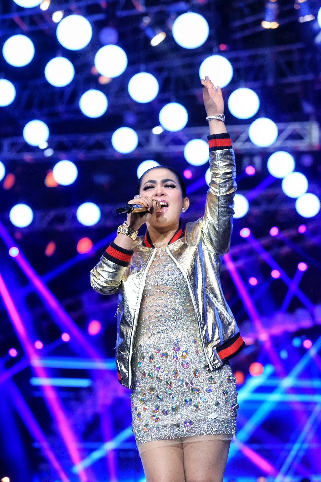 Syahrini di HUT SCTV ke-26 (Adrian Putra/Bintang.com)