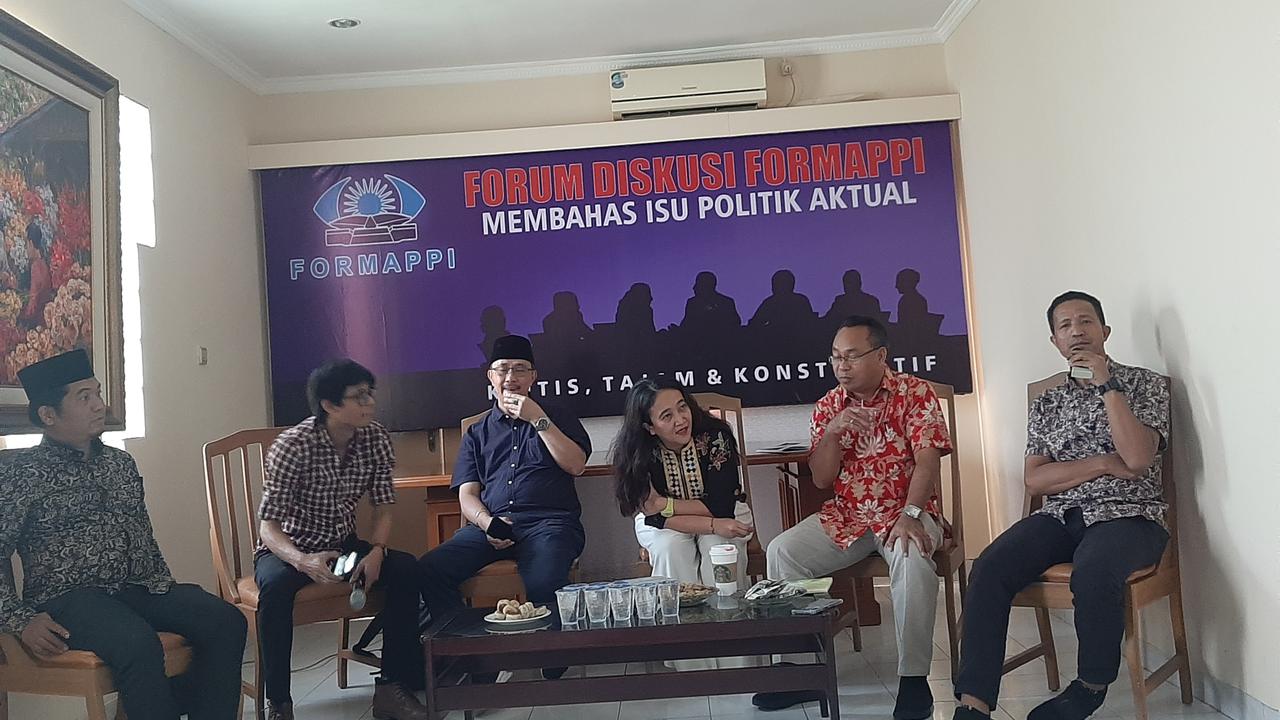 Direktur Eksekutif Sindikasi Pemilu dan Demokrasi (SPD), August Mellaz menyampaikan sebuah formula yang efektif untuk menghitung komposisi kabinet Jokowi-Maruf.