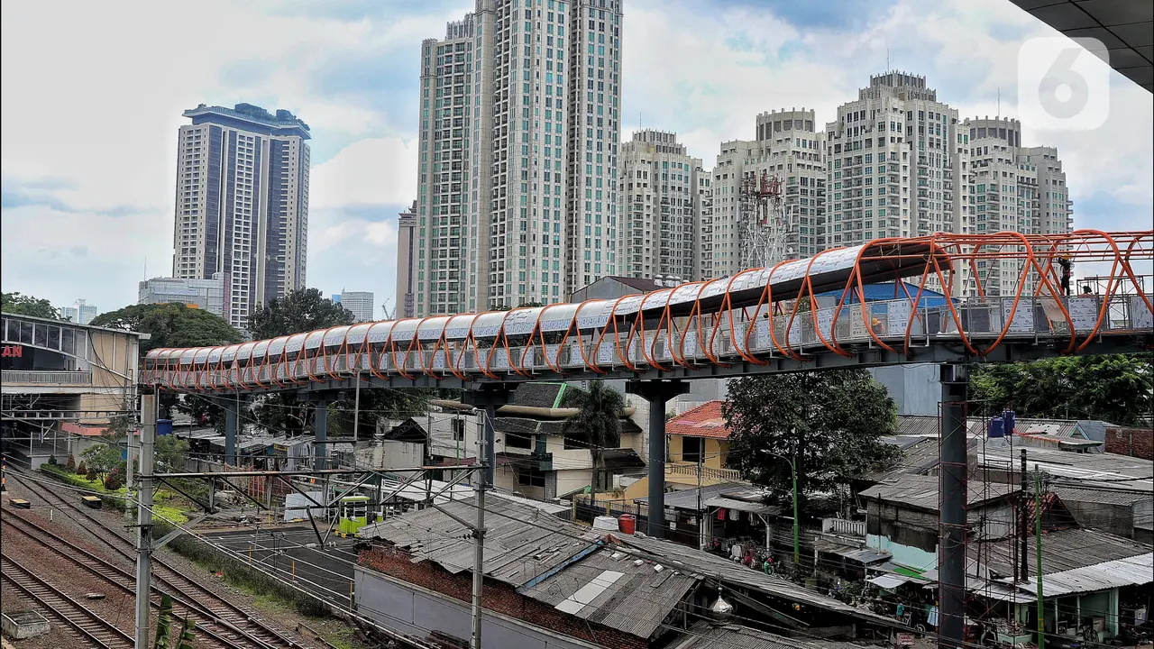 Penampakan Skywalk Kebayoran Lama yang Hampir Rampung