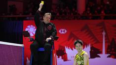 Tingkah Kevin Sanjaya Sukamuljo kembali menuai sorotan dalam laga fase grup BWF World Tour Finals ketika menghadapi Kim Astrup/Anders Skaarup Rasmussen. (Dok. PBSI)