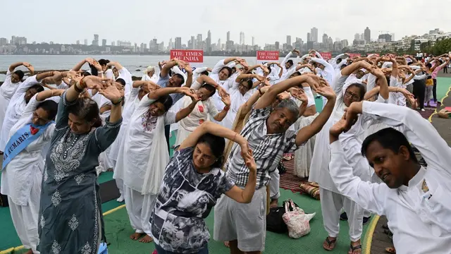 Hari Yoga Internasional 2023