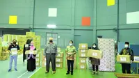 KBRI Brunei Darussalam memberikan donasi untuk menangani COVID-19. (Dok: Kemlu RI)