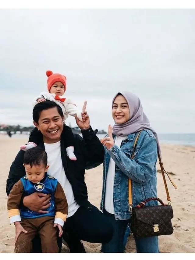 Selebriti yang Vakum dan Fokus Bersama Keluarga