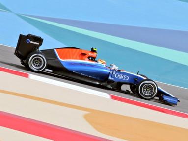 Pebalap Manor Racing asal Indonesia, Rio Haryanto, berada di peringkat ke-22 latihan bebas pertama F1 GP Bahrain, Jumat (1/4/2016). (Bola.com/Twitter/Manorracing)