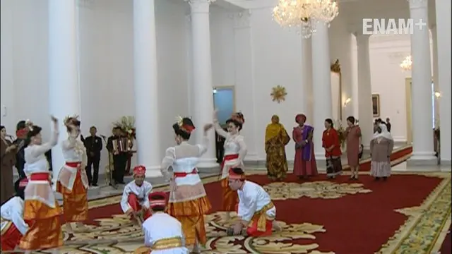 Selasa (07/03/16), Iriana Joko Widodo menerima kedatangan istri presiden dari beberapa negara di Istana Bogor. 