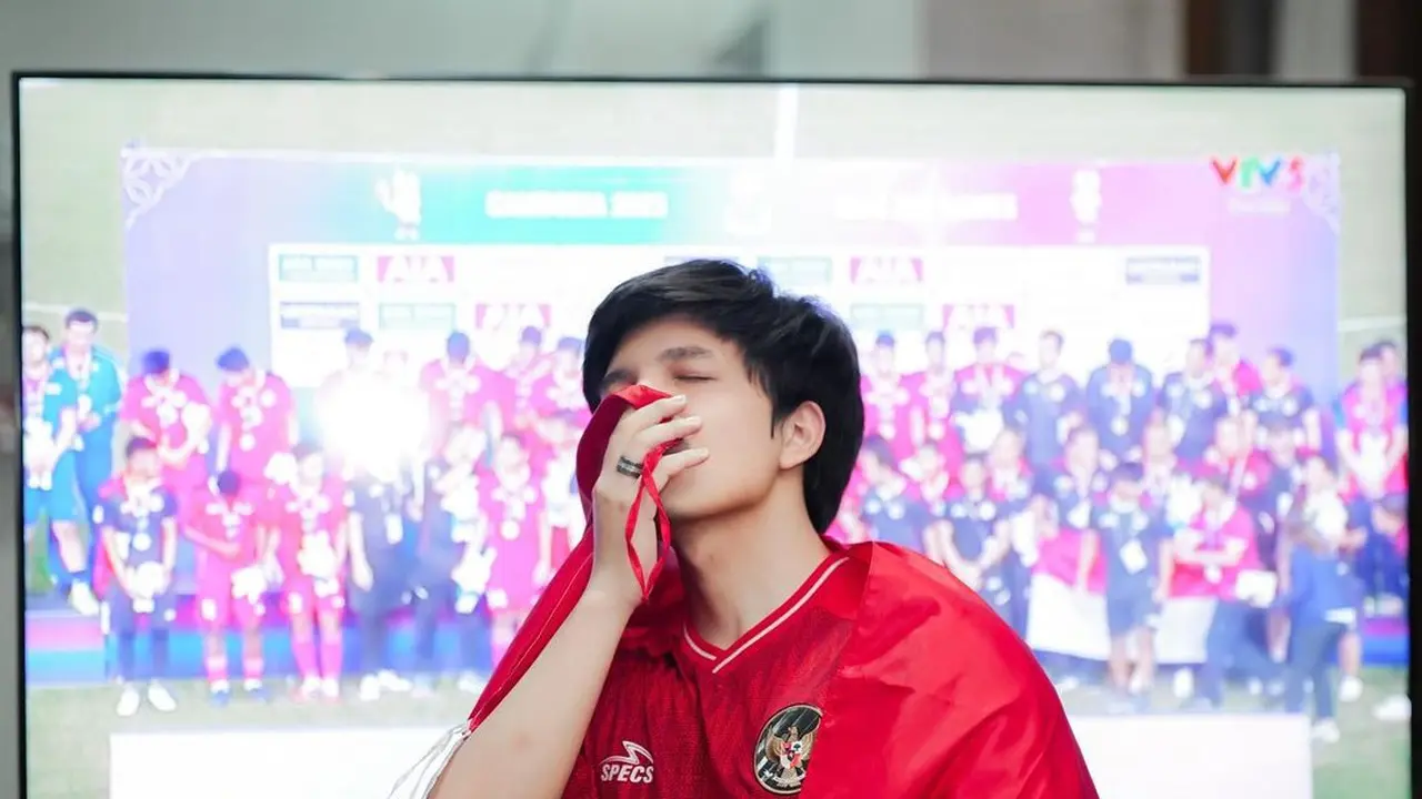 Atta Halilintar Girang Timnas Sepak Bola Dapat Emas di SEAGames 2023, Sempat Emosi Karena Ikut Kena Prank Wasit