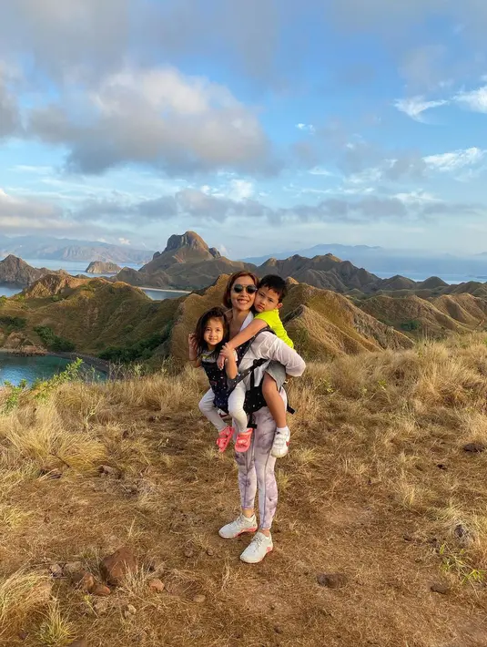 Nadia Mulya (Instagram/nadiamulya)