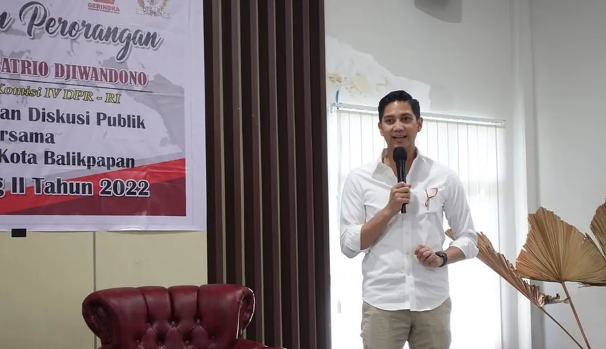 <p>Saat ini, Budisatrio Djiwandono adalah Wakil Ketua Komisi IV DPR yang menangani pertanian, lingkungan hidup dan kehutanan, kelautan dan perikanan. (FOTO: instagram.com/budidjiwandono/)</p>