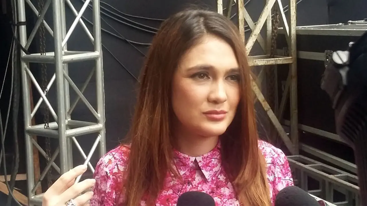 Luna Maya