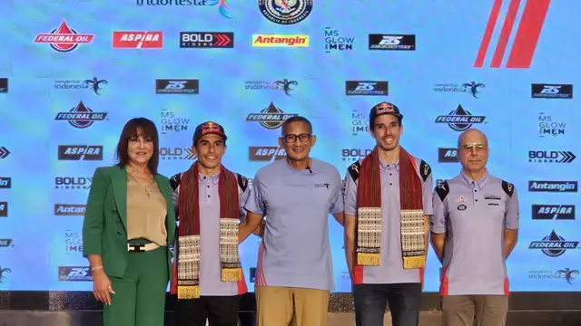Marc Marquez dan Alex Marquez saat jumpa pers di Kantor Kemenparekraf, Sabtu (3/2/2024).
