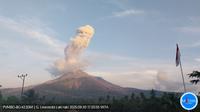Gunung Lewotobi Laki-Laki di Flores Timur NTT kembali erupsi pada Selasa sore (30/9/2025), pukul 17.17 Wita. (Liputan6.com/ Dok PVMBG)
