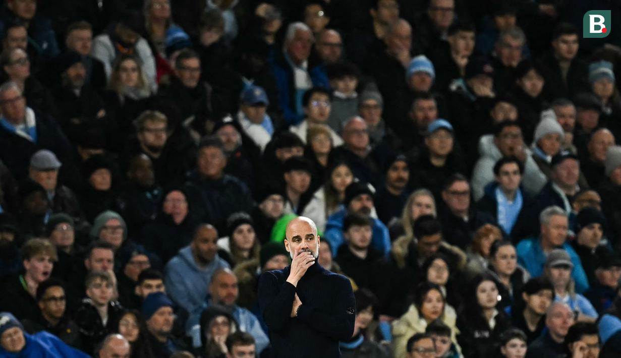 Ini kekalahan kelima Man City secara beruntun. Momen ini juga menjadi yang pertama bagi Pep Guardiola kalah dalam lima laga berturut-turut dalam karier kepelatihannya. (AFP/Paul Ellis)