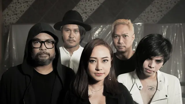 Resmi, Cokelat Band Umumkan Aiu Ratna sebagai Vokalis Tetap