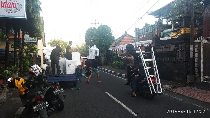 distribusi logistik pemilu di bali