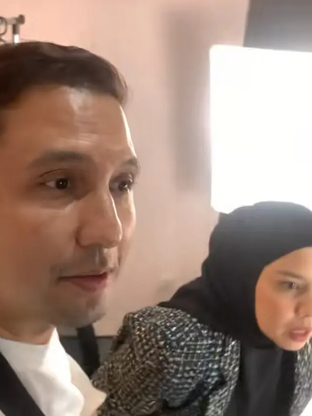 Kantor Baim Wong Runtuh
