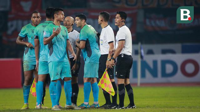 Foto: Momen Gol Kontroversial Lulinha yang Dianulir Wasit, Madura United Gagal Menang Dramatis atas Persija Jakarta di BRI Liga 1 2022/2023