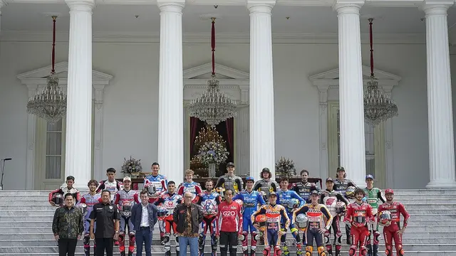 Veda Ega Pratama dan Mario Suryo Aji