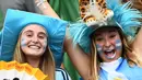 Suporter Argentina berpose sebelum pertandingan antara Argentina dengan Prancis pada Rugby World Cup 2019 di Stadion Tokyo, Jepang, 21 September 2019. Rugby World Cup 2019 berlangsung pada 20 September  hingga 2 November. (FRANCK FIFE/AFP)