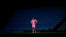 Ekspresi penjaga gawang Manchester City, Ederson saat melawan West Ham United di Stadion Etihad, Manchester, Sabtu (27/2/2021). (Foto: AFP/Pool/Gareth Copley)