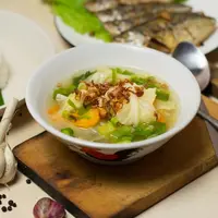 Sayur sop sangat cocok dijadikan bersama nasi/copyright shutterstock/Kresno hidayat