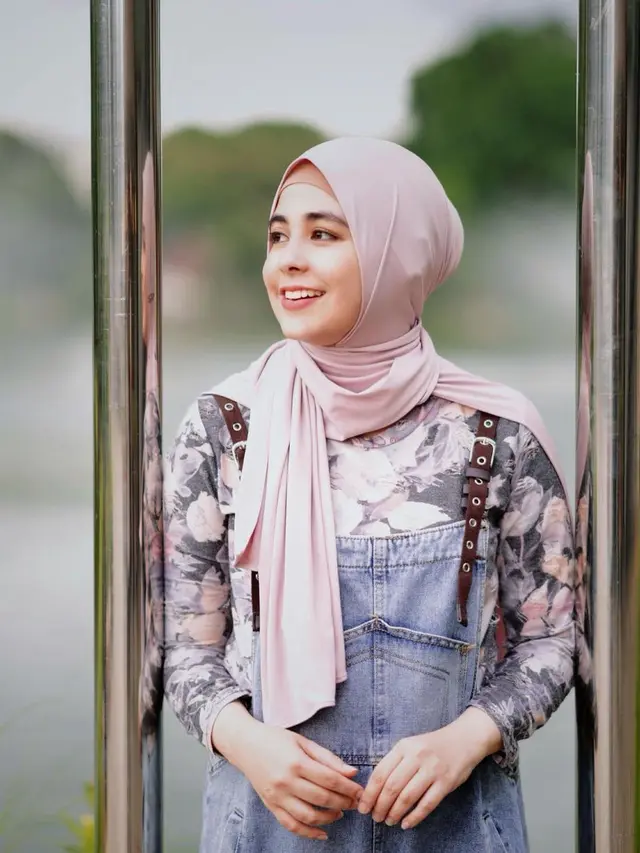 6 Potret Transformasi Gaya Risty Tagor yang Makin Modis, Kini Tampil Bak ABG