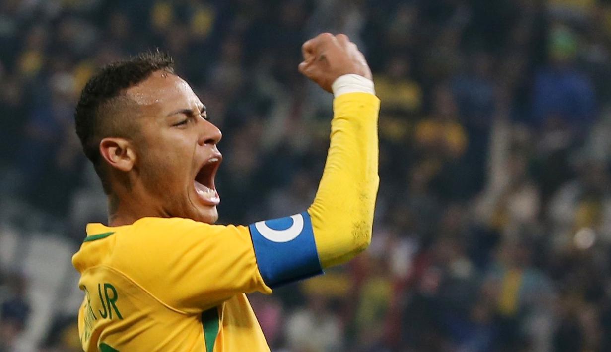  Ekspresi kapten timnas Brasil, Neymar, saat merayakan kemenangan atas Kolombia dalam perempat final sepakbola Olimpiade Rio 2016 di Corinthians Arena, Sao Paulo, Brasil, (13/8/2016). (Reuters/Paulo Whitaker)