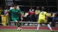 Esteban Vizcarra, amunisi baru Sriwijaya FC saat menjajal Persib dalam laga pembuka Piala Presiden 2018. (Bola.com/Riskha Prasetya)
