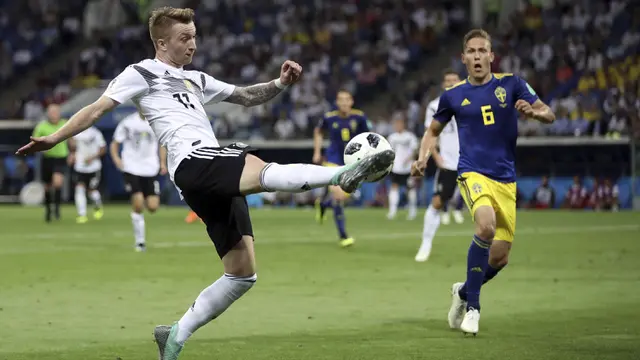 FOTO: Gol Injury Time Toni Kroos Antar Jerman Bungkam Swedia