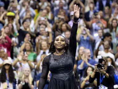 Serena Williams takluk di hadapan Ajla Tomljanovic asal Australia pada laga putaran ketiga US Open 2022, Sabtu (03/09/2022) pagi WIB. (AFP/Corey Sipkin)