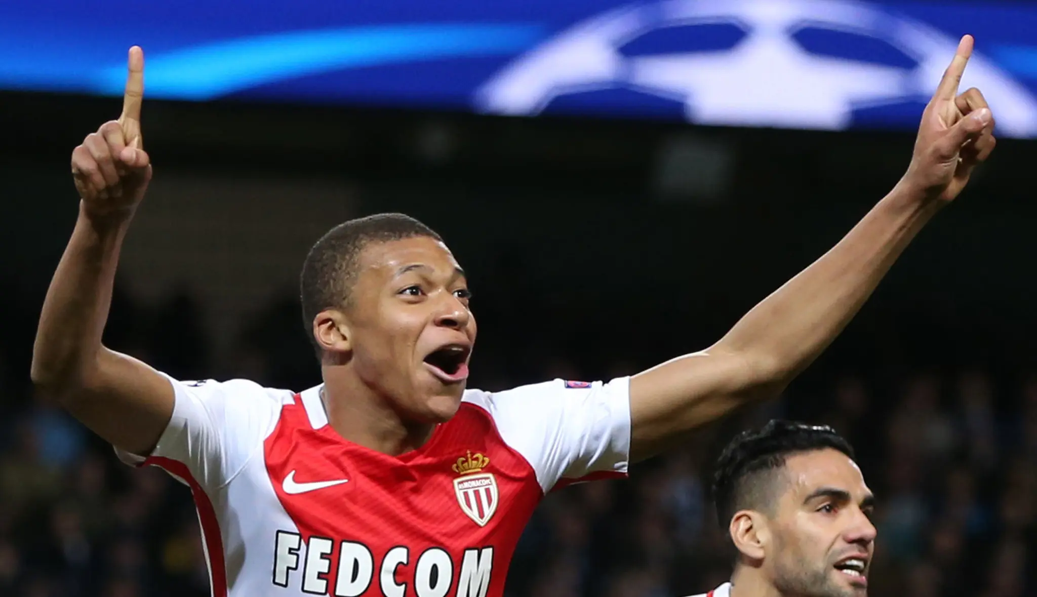 Pemain AS Monaco, Kylian Mbappe saat merayakan gol ke gawang Manchester City pada laga Liga Champions di Etihad stadium, Manchester, (21/2/2017). (EPA/Nigel Roddis)