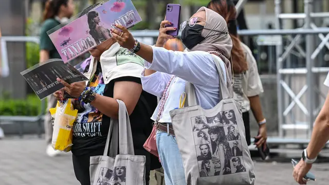 Kesal Penonton VIP Konser Taylor Swift di Singapura, Bayar Lebih Mahal tapi Pandangan Terhalang Penonton Kategori 1