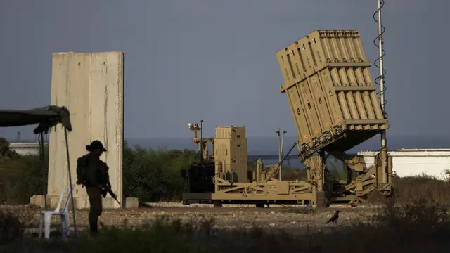 Iron Dome Israel Cegat Tembakan Roket dari Jalur Gaza