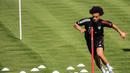Gelandang baru Bayern Munchen, Leroy Sane saat mengikuti sesi latihan di Munich, Jerman (14/7/2020). Munchen mendatangkan Leroy Sane dari Manchester City dengan kontrak berdurasi lima tahun hingga 2025 mendatang, seperti diumumkan oleh klub Bundesliga tersebut pada 3 Juli. (Xinhua/Philippe Ruiz)