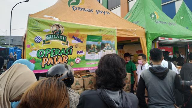 Operasi pasar Perum Bulog di Jakarta