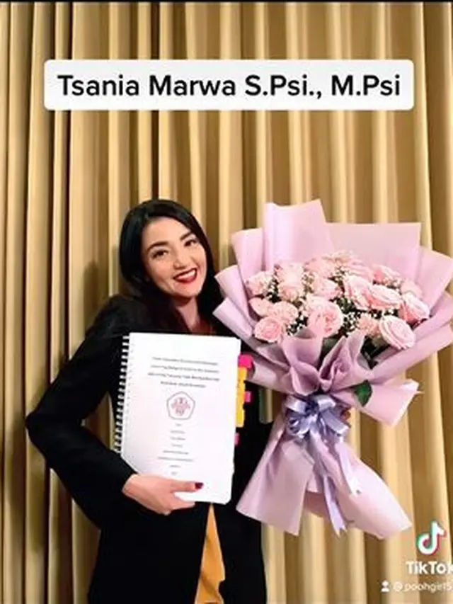Baru Lulus S2, Ini 6 Potret Terbaru Tsania Marwa yang Terjun ke Dunia Politik