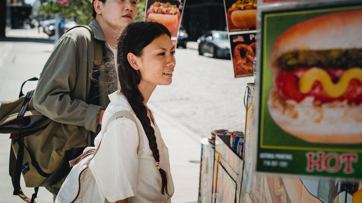 8 Ide Jualan Murah di Pinggir Jalan yang Kans Ramai Pembeli, Laris Manis Datangkan Cuan