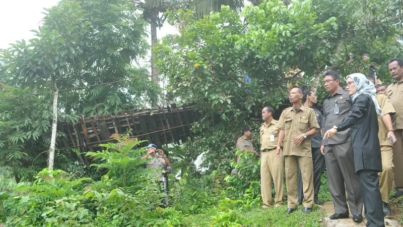 Jembatan Gantung Putus, 46 Siswa SD Jatuh ke Sungai Cibeurang