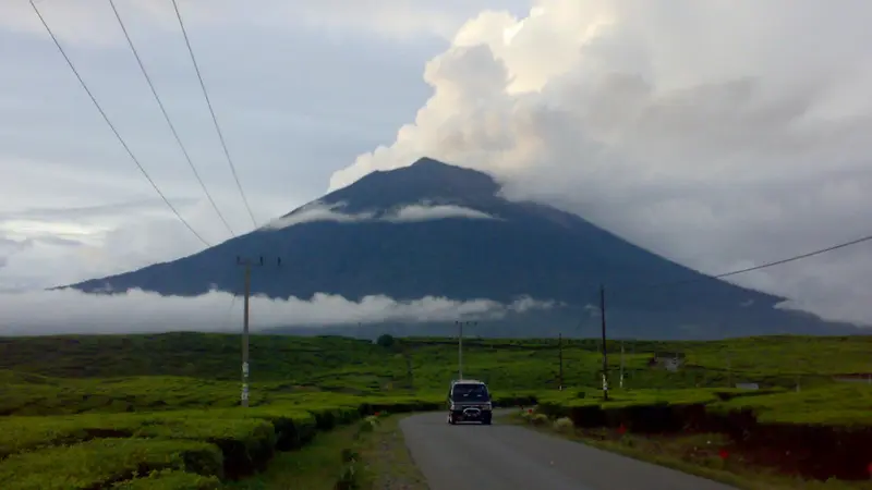 20150722-Gunung berstatus waspada-Indonesia-Gunung Kerinci