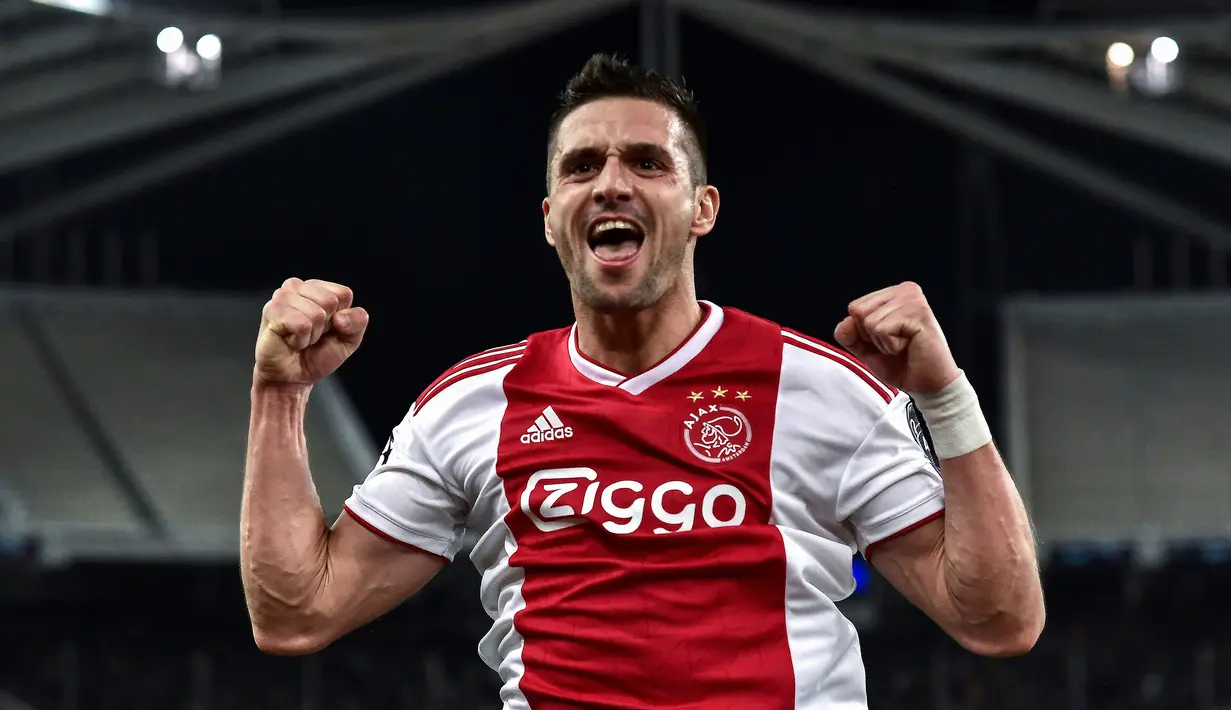 3. Dusan Tadic (Ajax) 6 gol. (AFP/ Aris Messinis).
