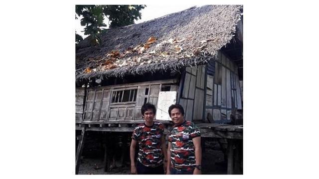 5 Potret Masa Lalu Rumah Para Artis Ini Jauh dari Kesan Mewah