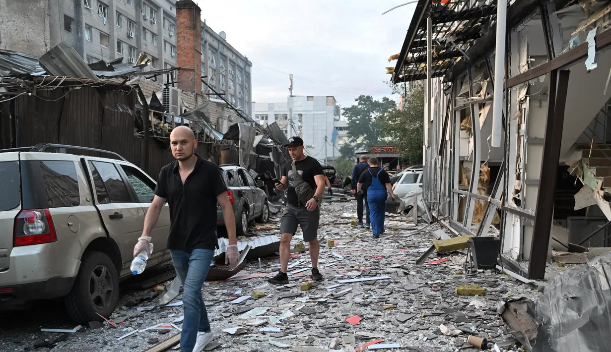 Kramatorsk terletak sekitar 30 kilometer (18 mil) dari garis depan. (AFP/Genya Savilov)