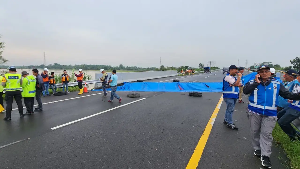 Jalan amblas di ruas Tol Medan–Kualanamu–Tebing Tinggi (MKTT). (Dok. Istimewa)