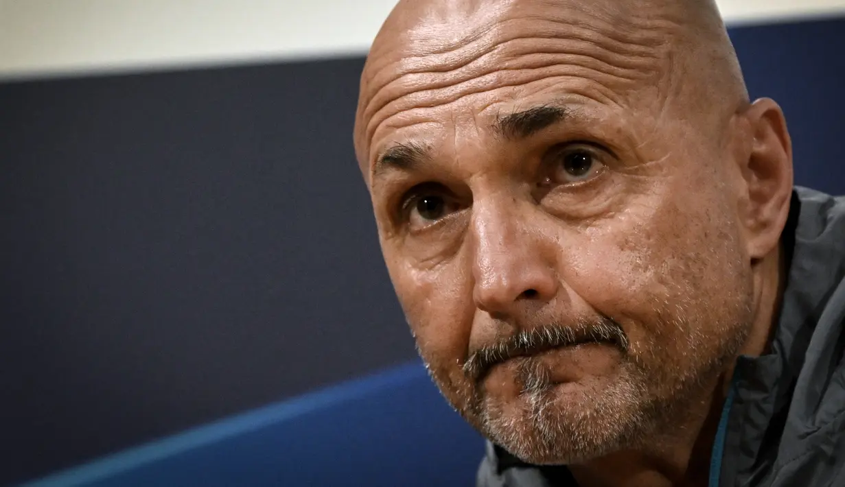 Allenatore berusia 64 tahun itu pernah menangani AS Roma, inter Milan, dan menuntun Napoli meraih Scudetto. (Tiziana FABI / AFP)