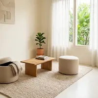 ide ruang tamu tanpa sofa besar agar rumah kecil terasa lebih lega (AI generated)
