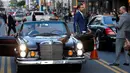 Aktor Russell Crowe (kiri) dan Ryan Gosling saat premiere film terbaru mereka " The Nice Guys " , Hollywood , AS , 10 Mei 2016. Film bercerita tentang dua orang yang tidak sengaja terlibat dalam kasus kriminal berbahaya. (REUTERS / Mario Anzuoni)